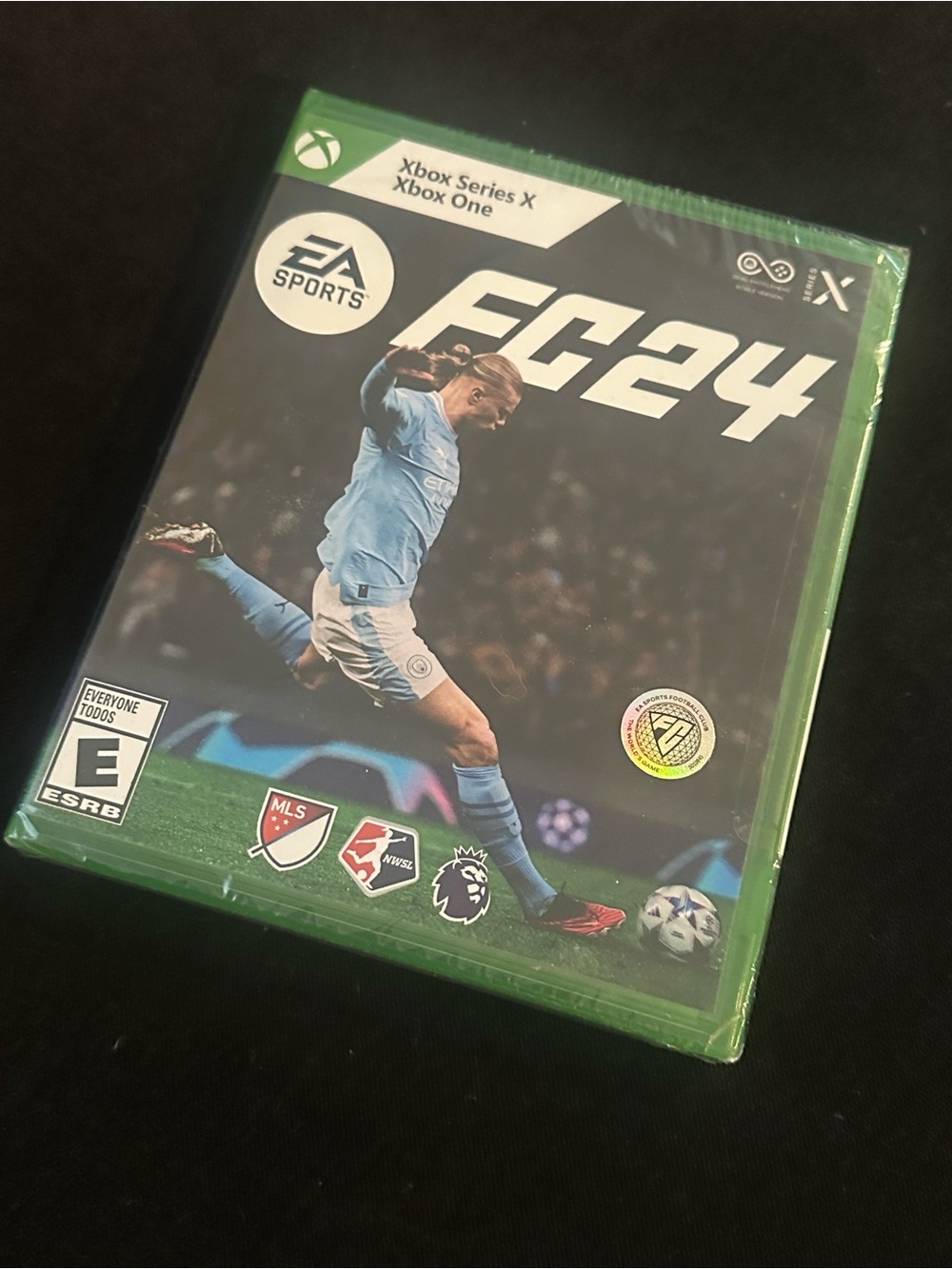 NEW SEALED EA Sports FC 24 Xbox Series X Xbox One Soccer Game
